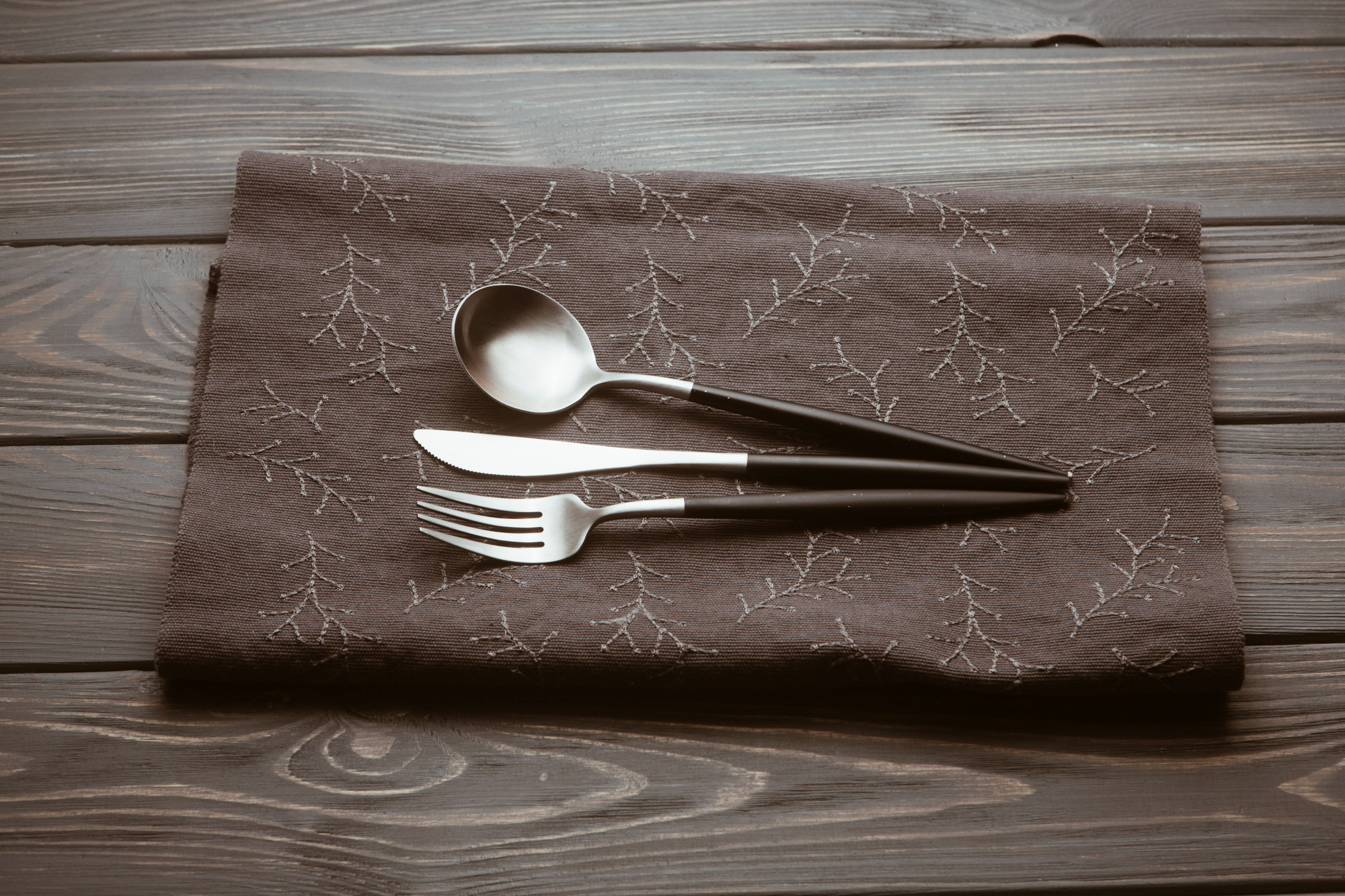 The Timeless Appeal of Flatware: Everyday Dining